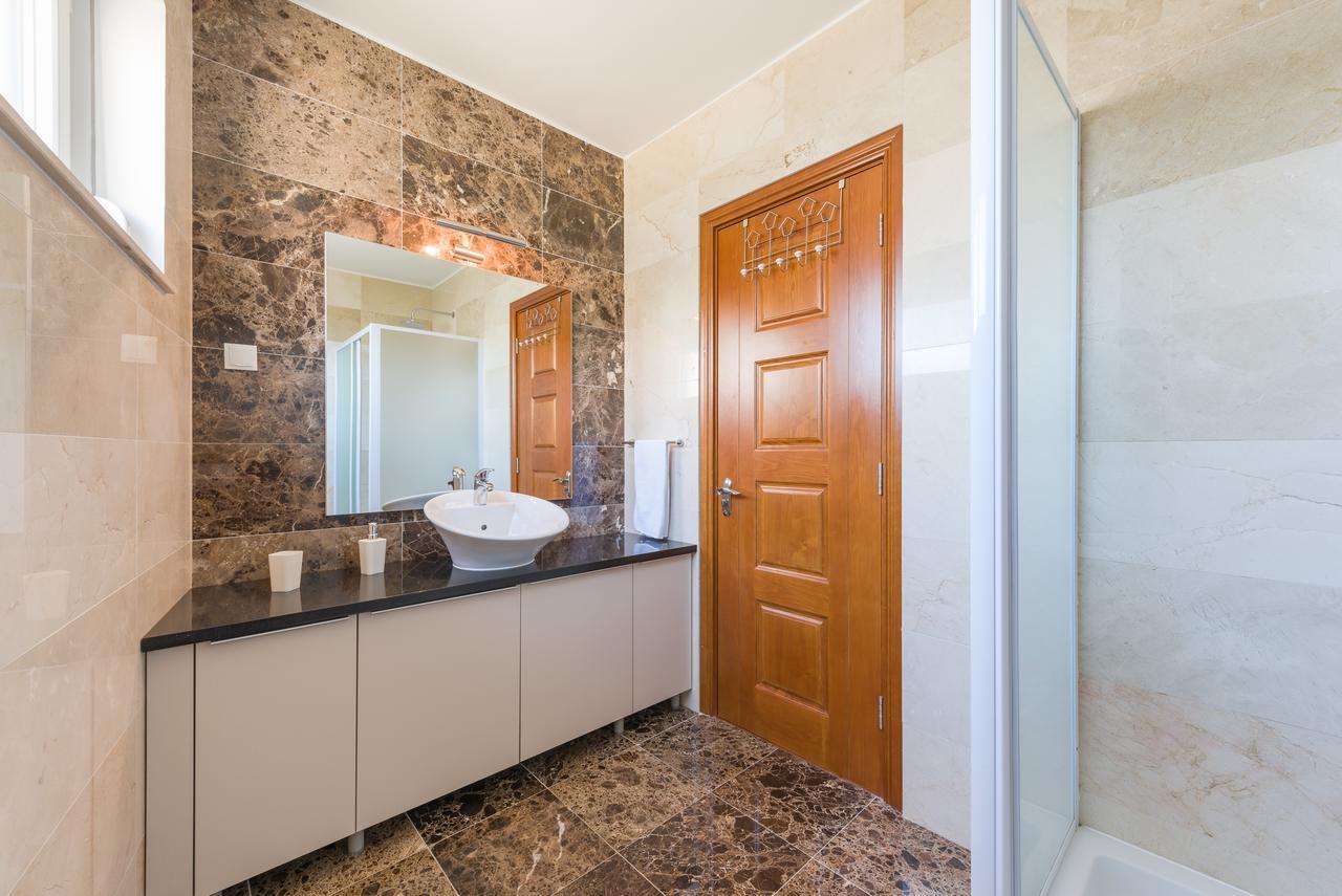 Villa Old Mill Милна Екстериор снимка