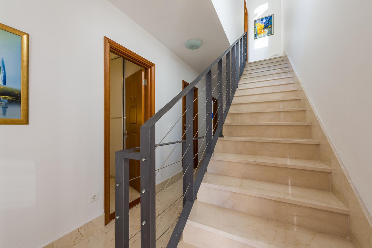 Villa Old Mill Милна Екстериор снимка
