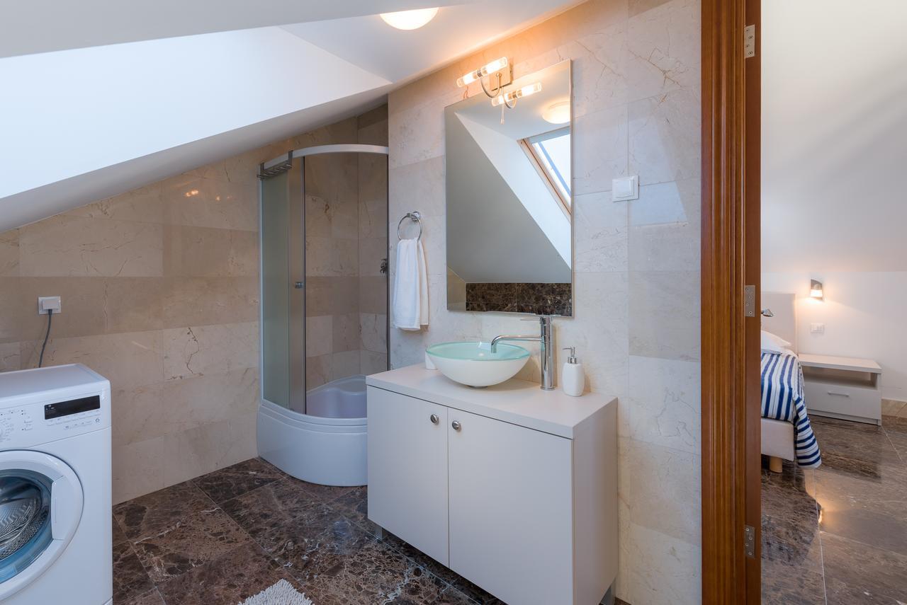 Villa Old Mill Милна Екстериор снимка